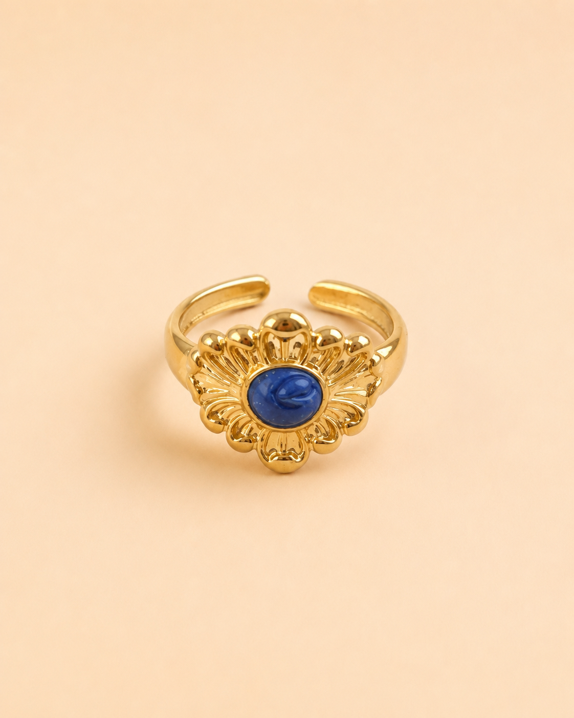 Blue flower ring