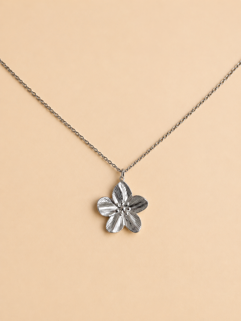 Flower statement ketting