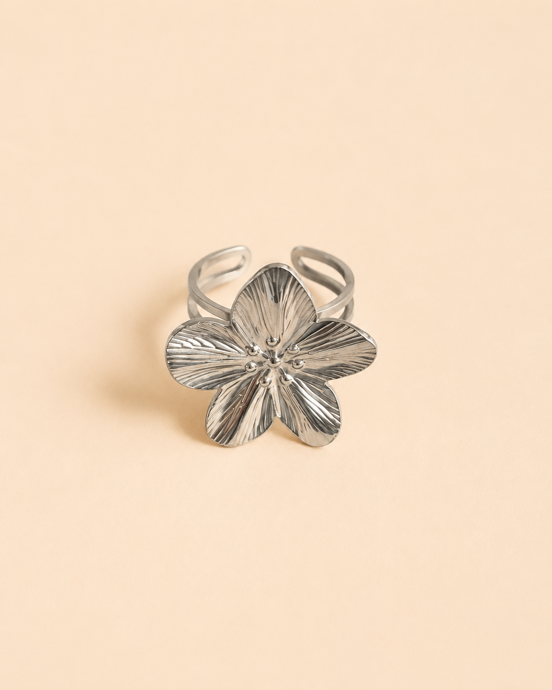 Big flower ring